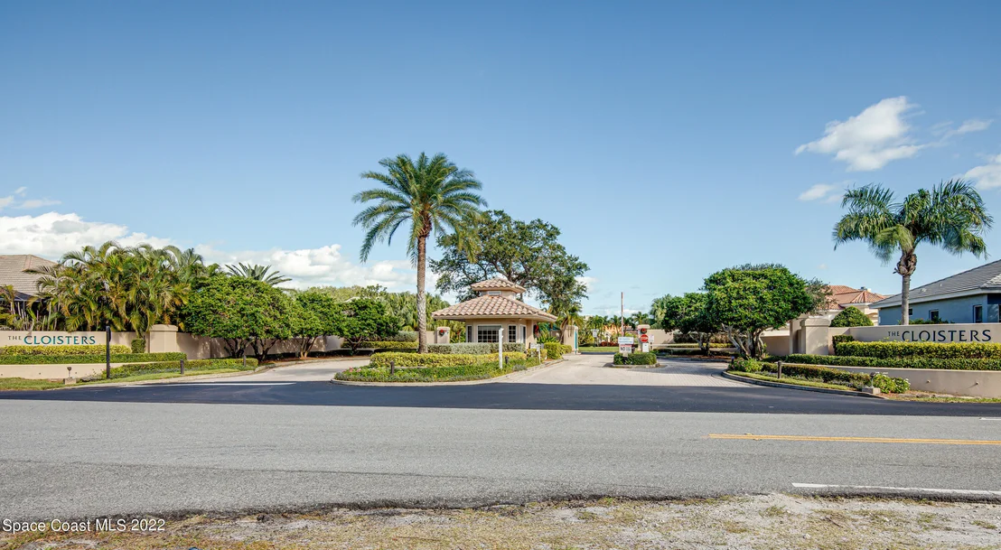 Photo of 385 Newport Drive