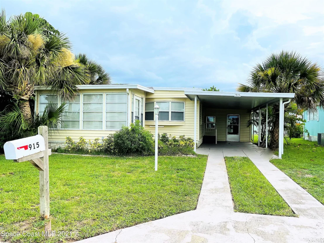 Photo of 915 Pecan Circle