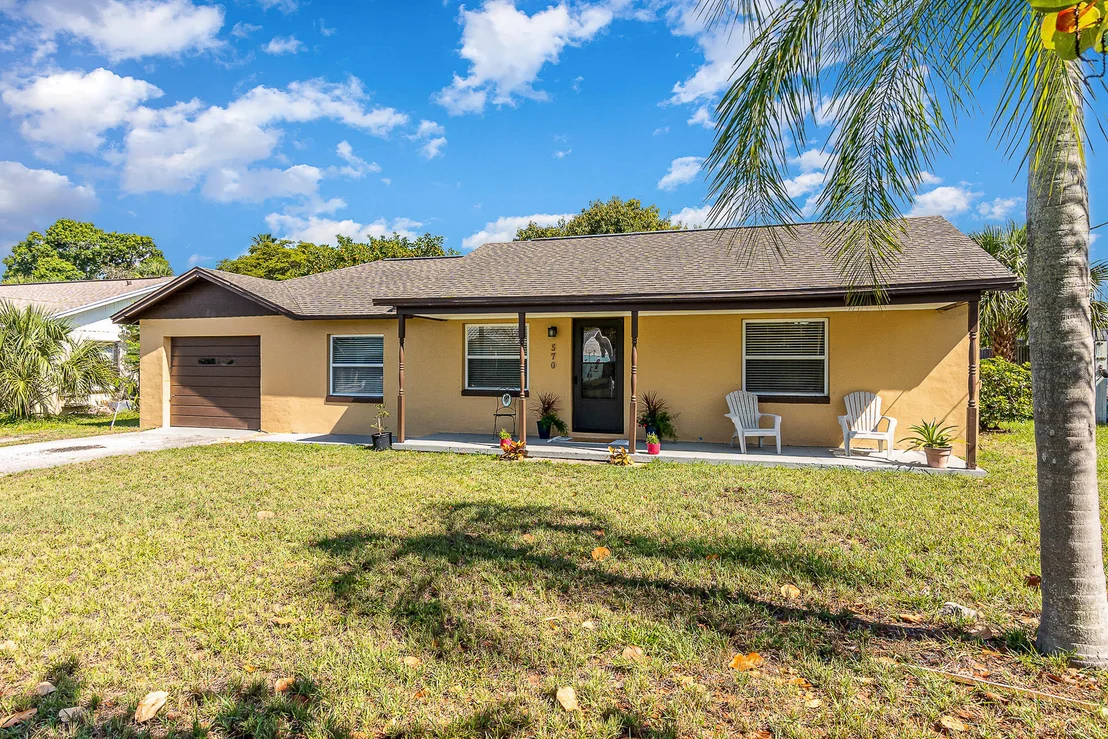 Photo of 570 Loveridge Drive