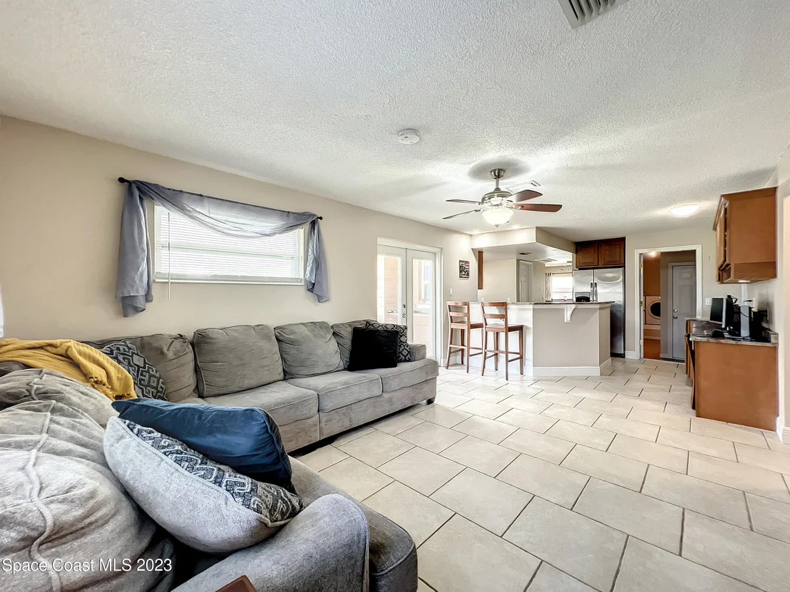 Photo of 2900 Cooper Drive