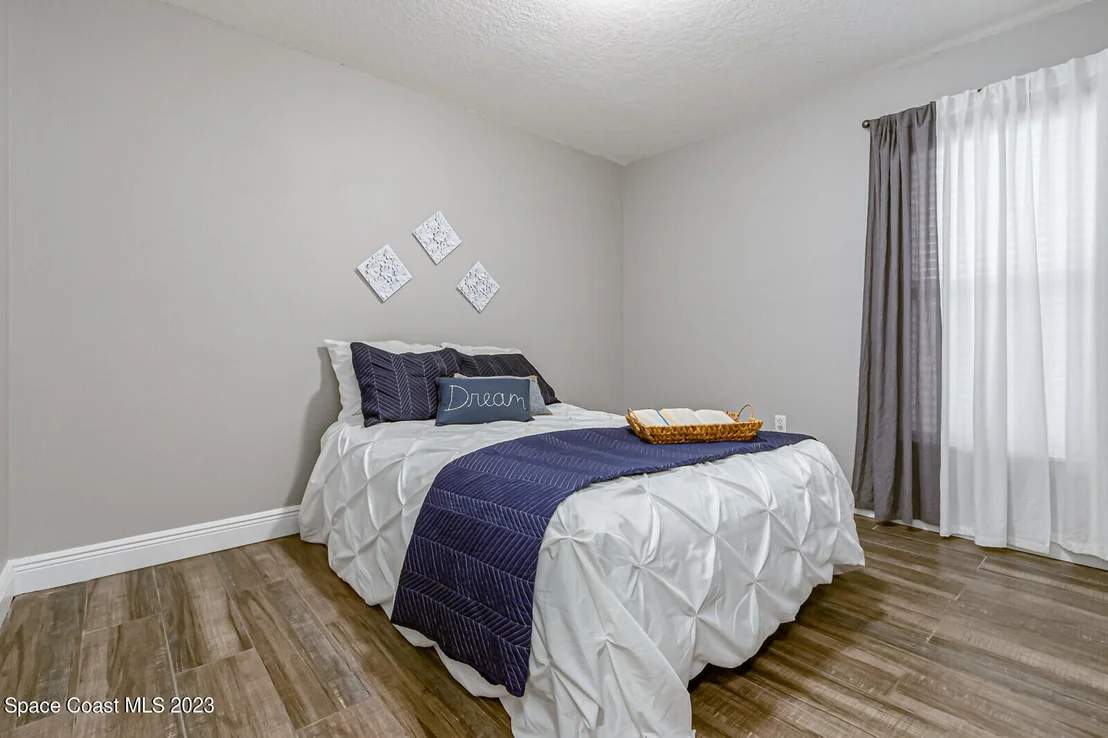 Photo of 1171 Meadow Lake Road