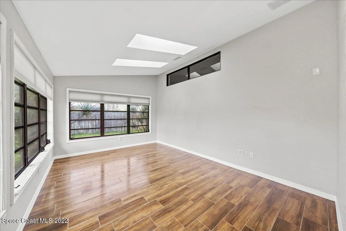 Photo of 1272 Silver Lake Drive