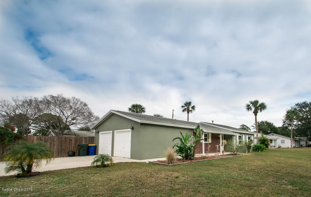 Photo of 1088 Hermosa Drive