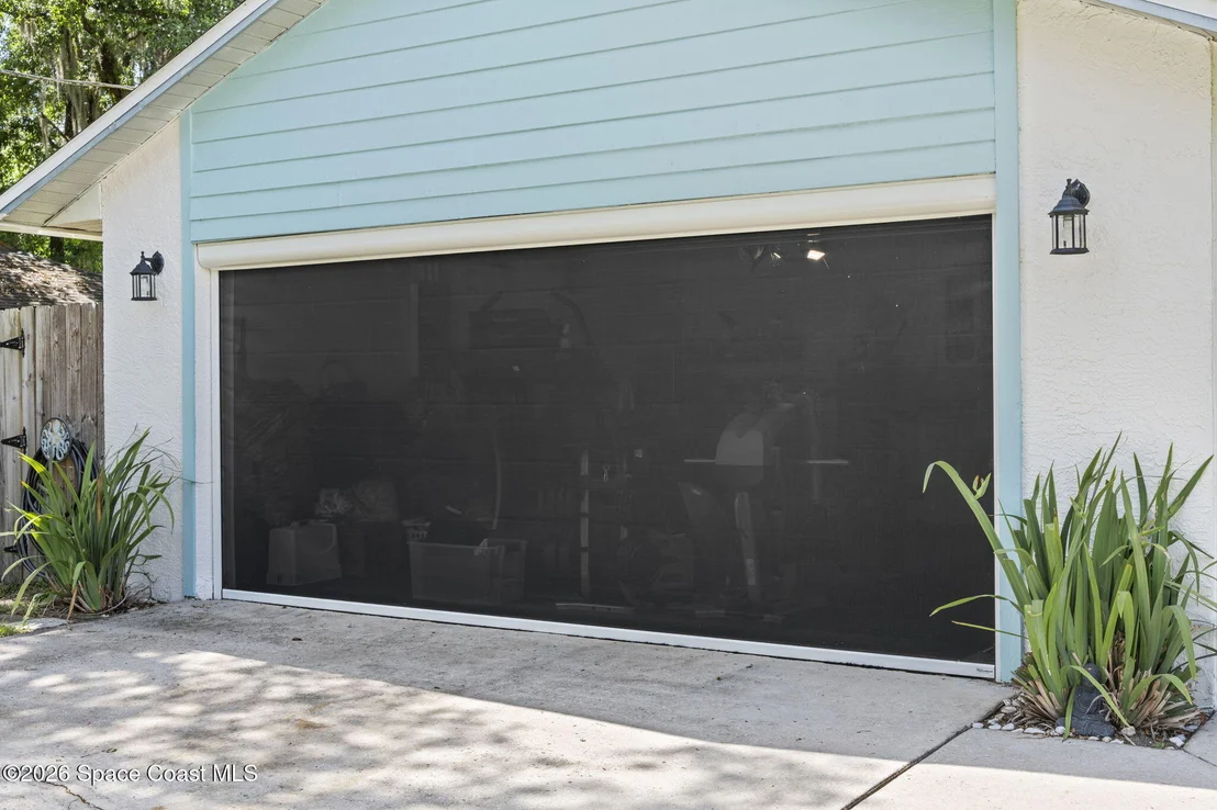 Photo of 7455 Darien Road