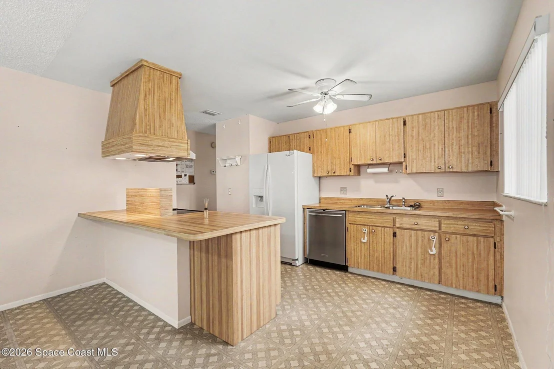 Photo of 1217 Ethel Circle NE