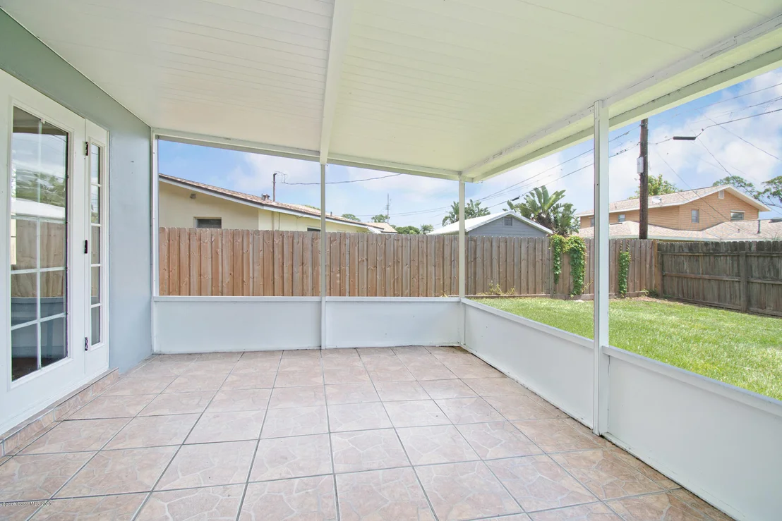 Photo of 1718 Hubbard Drive