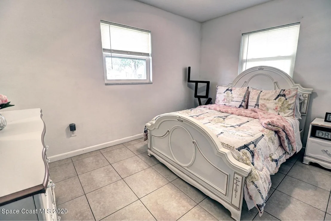 Photo of 381 Tolley Avenue
