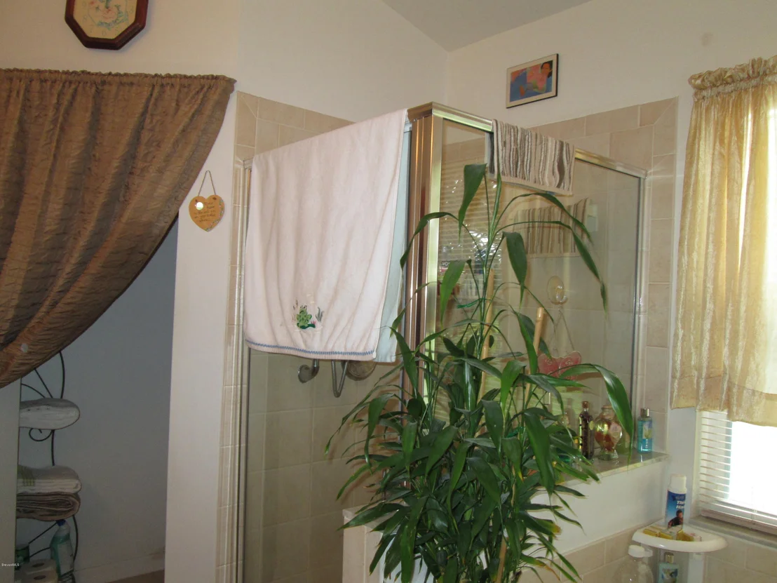 Photo of 940 Shaw Circle