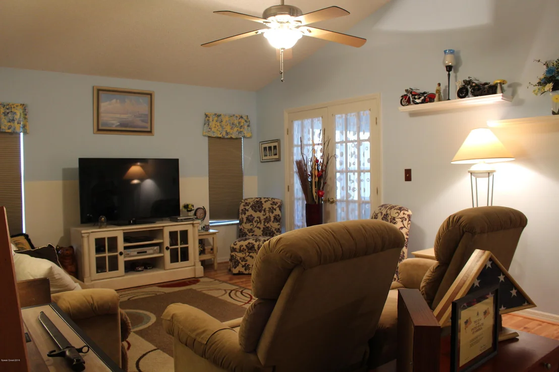 Photo of 1759 Pace Drive NW