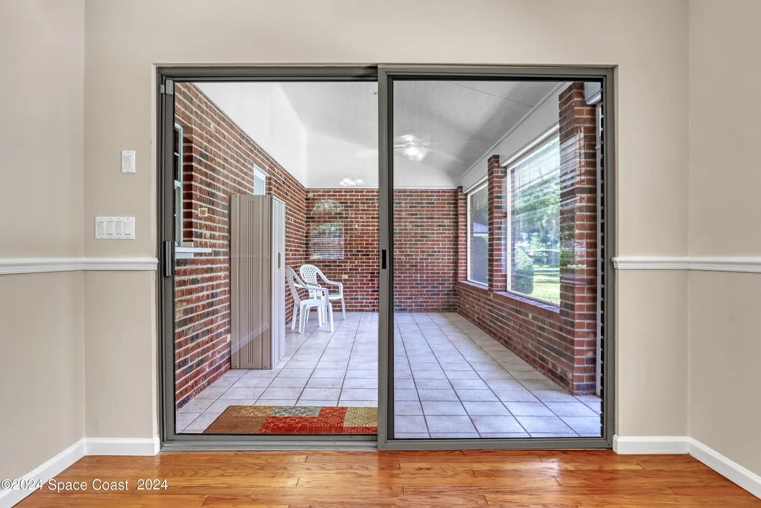 Photo of 3580 Burkholm Road