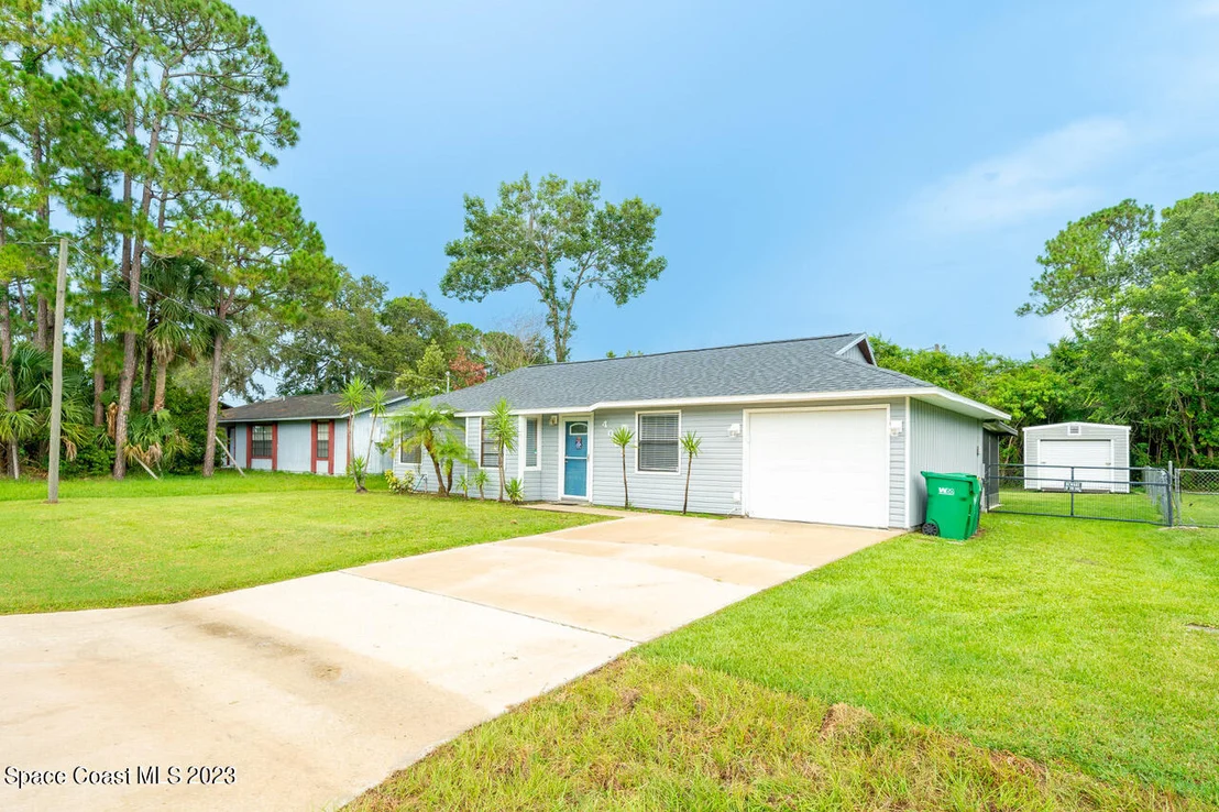Photo of 4065 Oakland Street