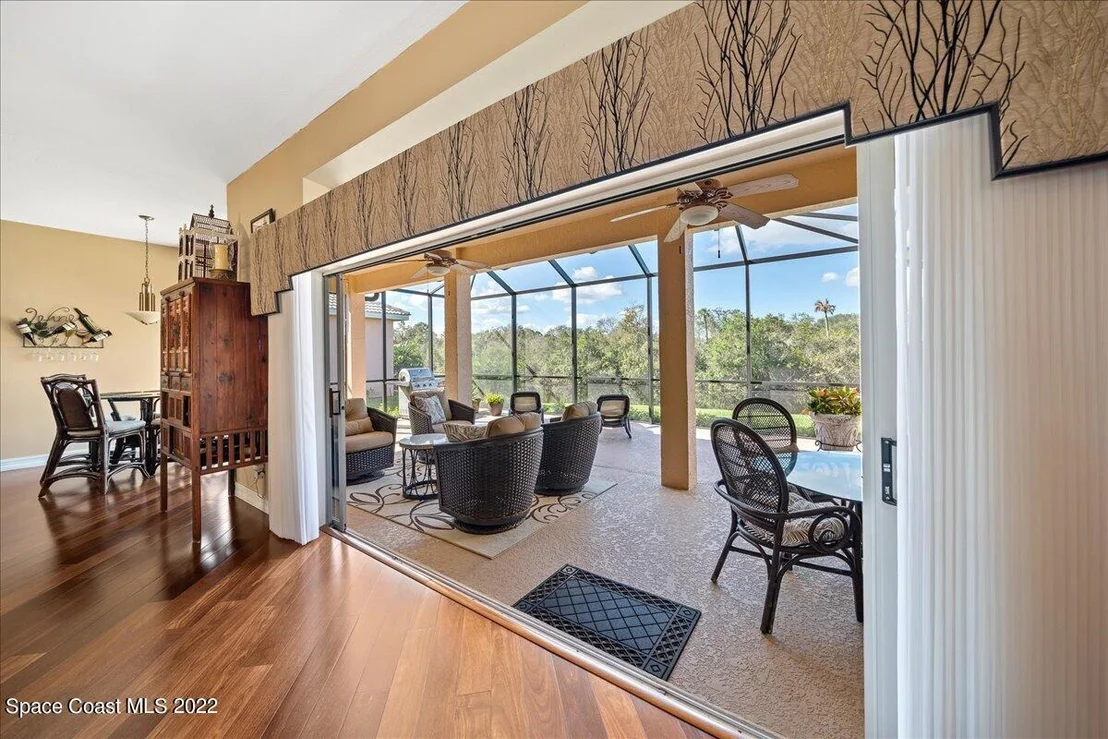 Photo of 937 Palm Brook Drive