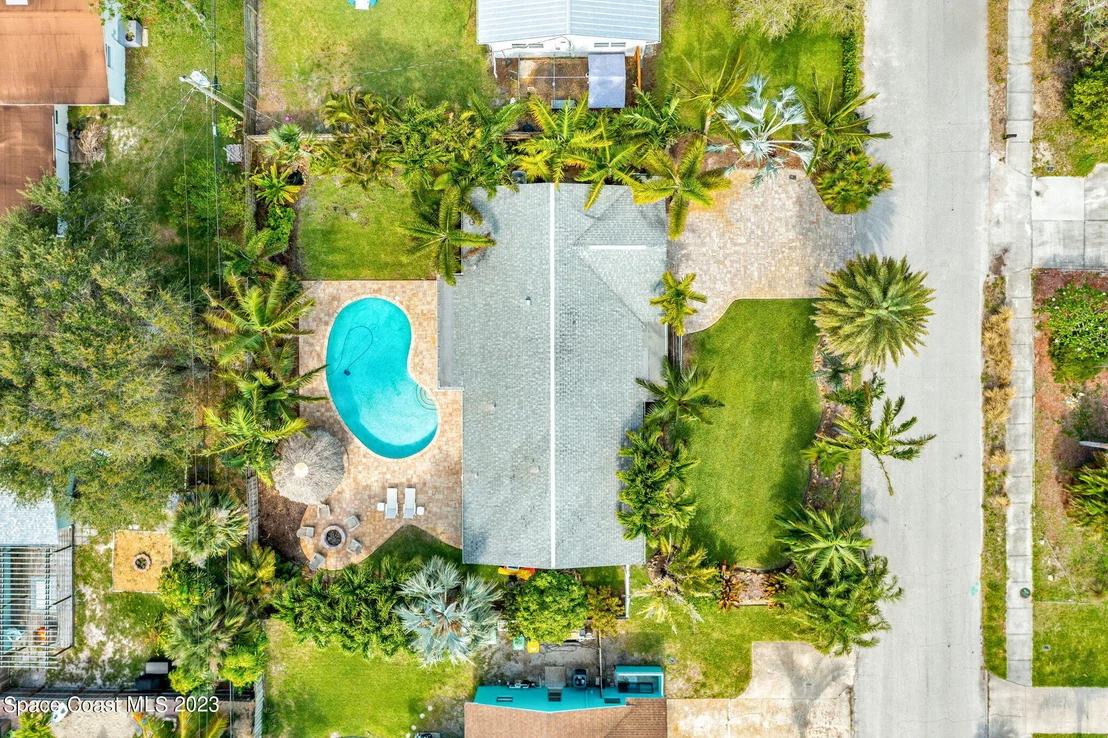 Photo of 425 Cinnamon Drive