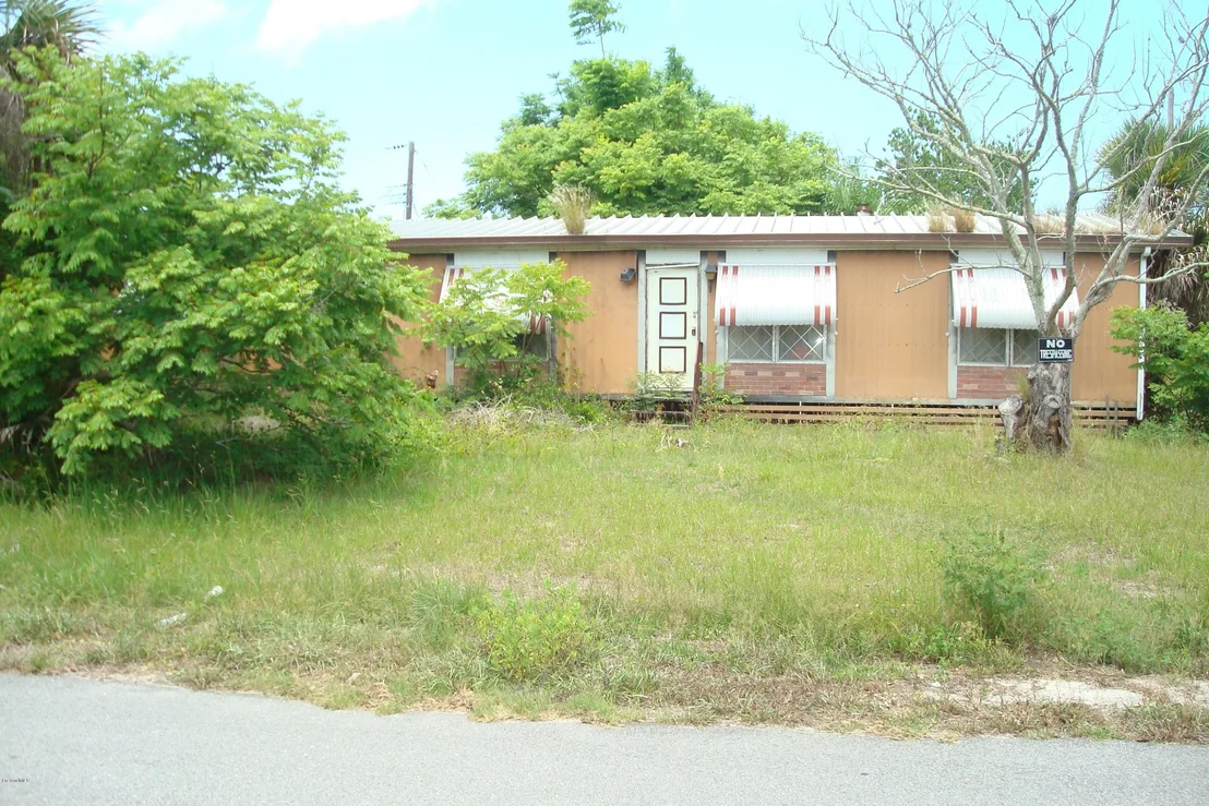 Photo of 3156 Leigh Road