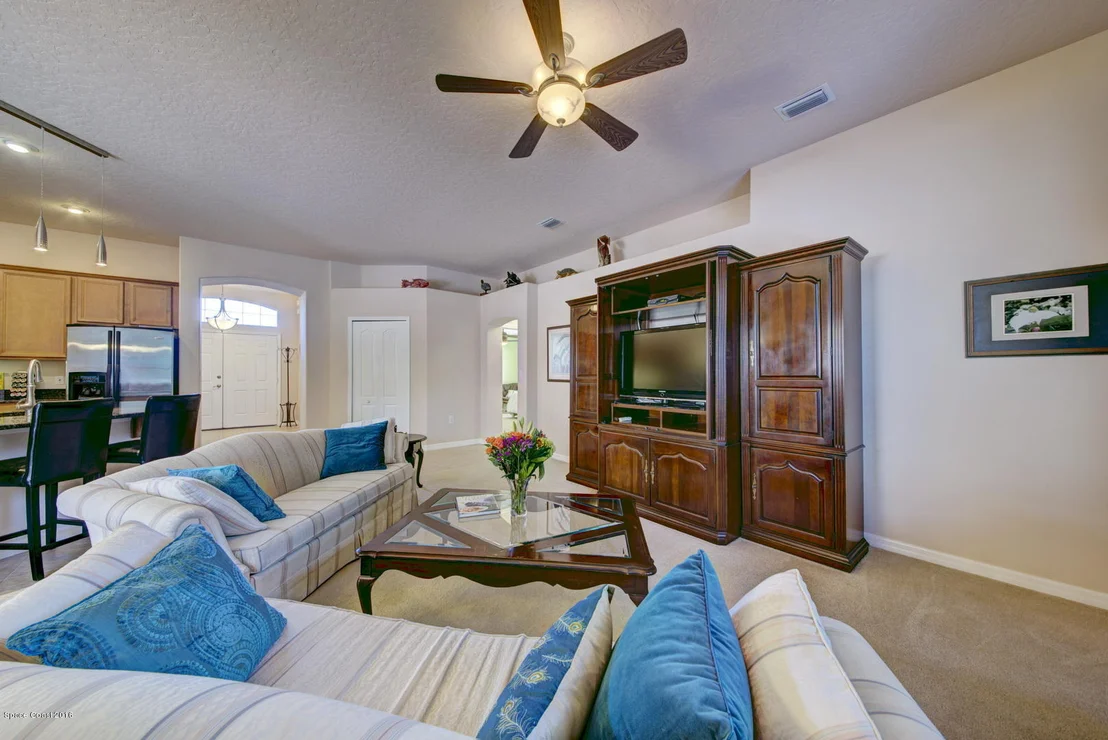 Photo of 4668 Alamanda Drive