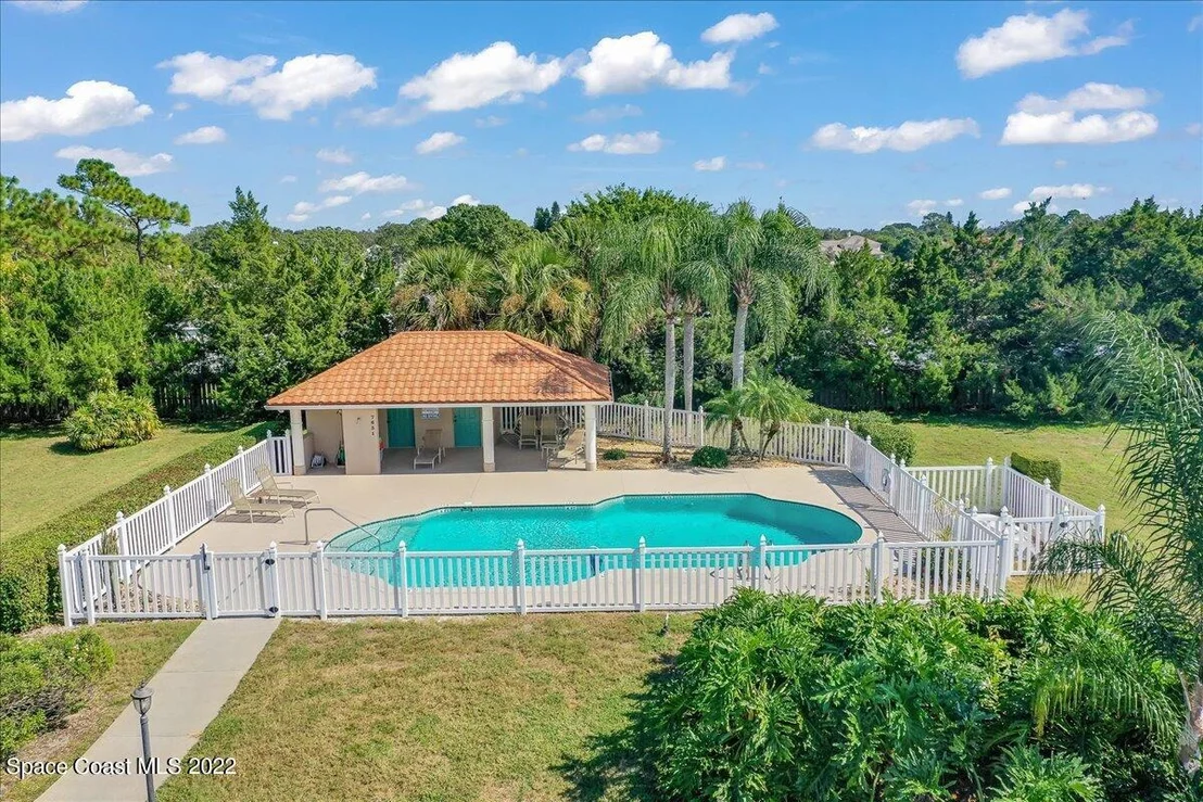 Photo of 7600 Candlewick Drive