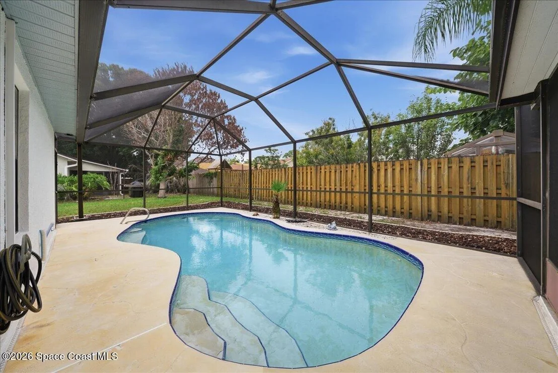 Photo of 899 Spirea Drive