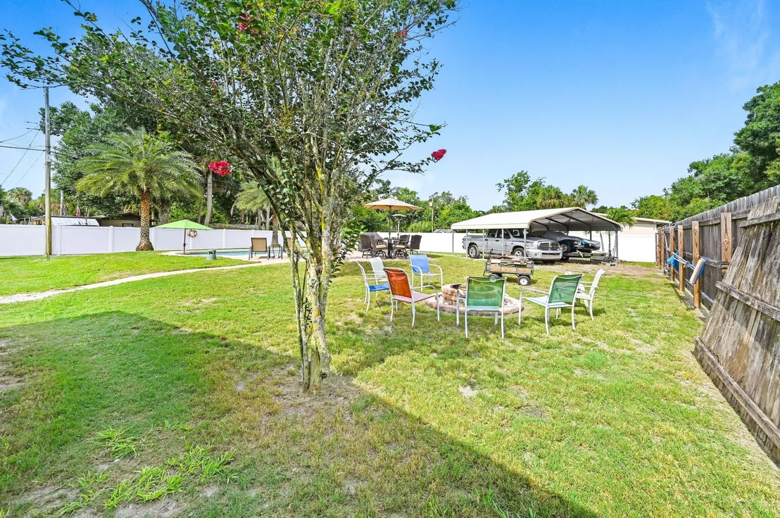 Photo of 2521 N Palm Drive N