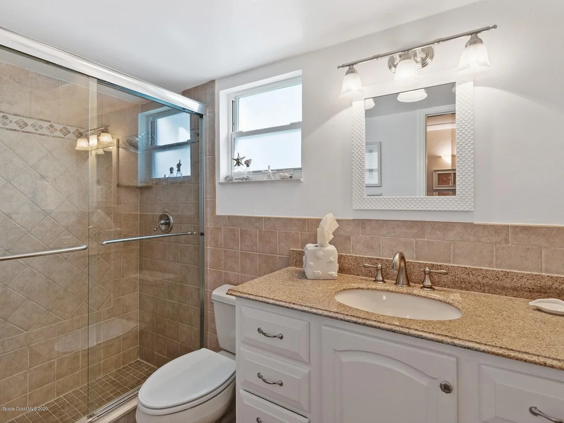 Photo of 410 Sparrow Drive