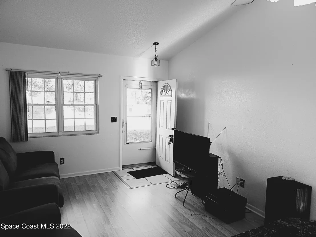 Photo of 5480 Flint Road
