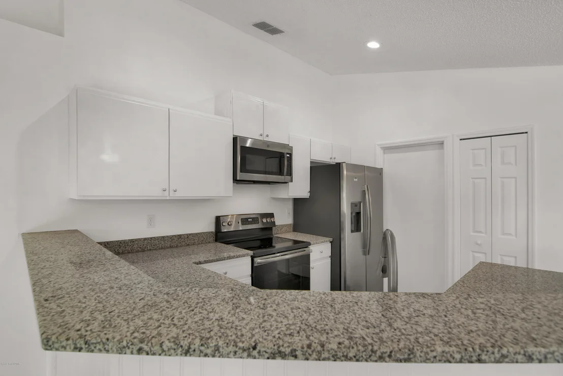 Photo of 1027 Hibiscus Street