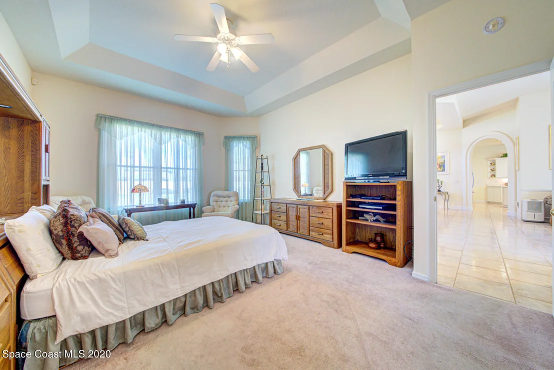 Photo of 1155 Tuckaway Drive