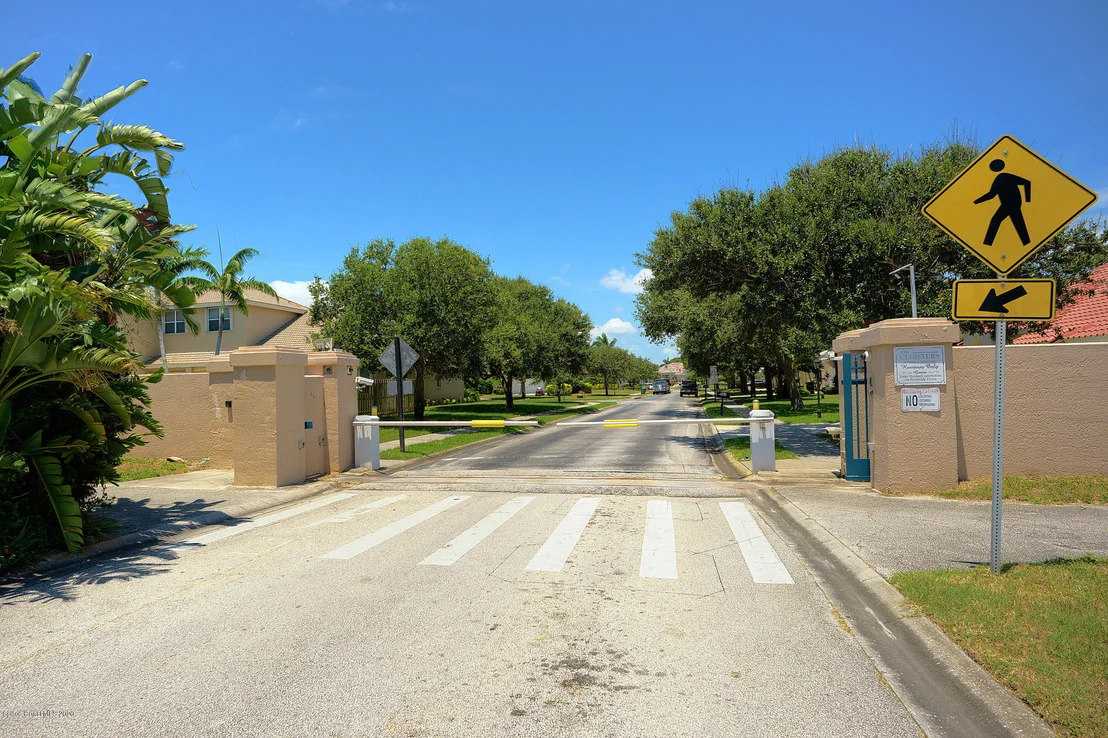 Photo of 403 Flanders Drive