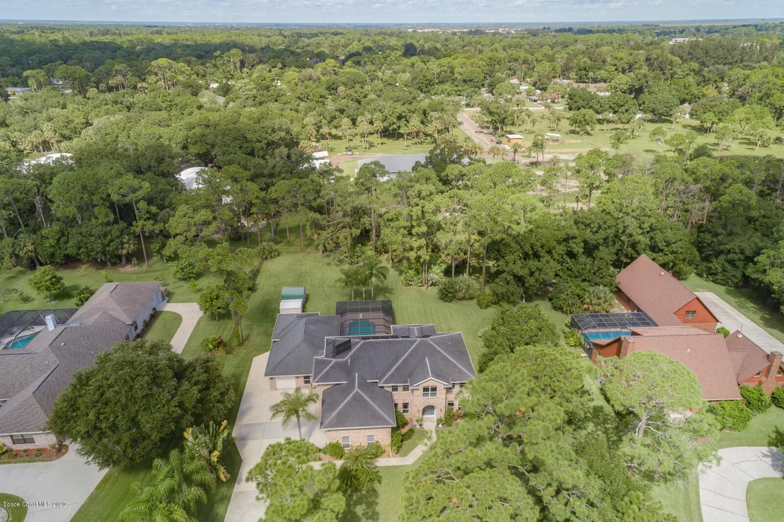 Photo of 2240 Pine Meadow Avenue