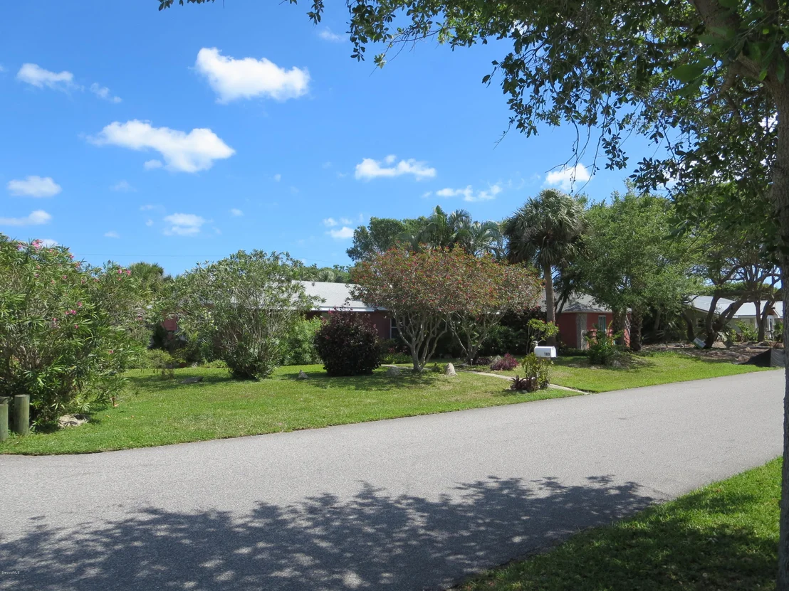 Photo of 180 Heron Drive