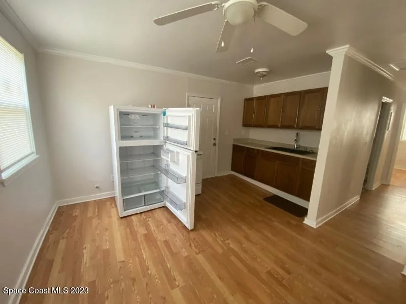 Photo of 10308 Dobell Road