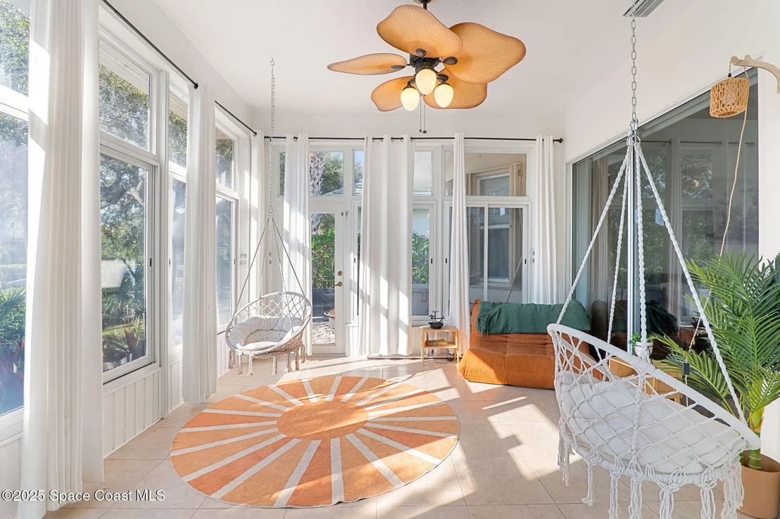Photo of 379 Pentland Drive