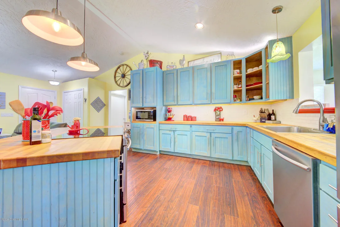 Photo of 6421 Hunt Road