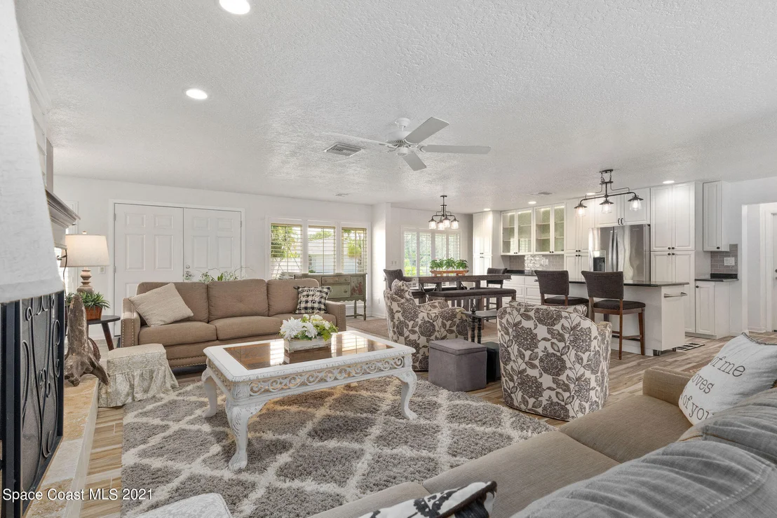 Photo of 616 Hibiscus Trail
