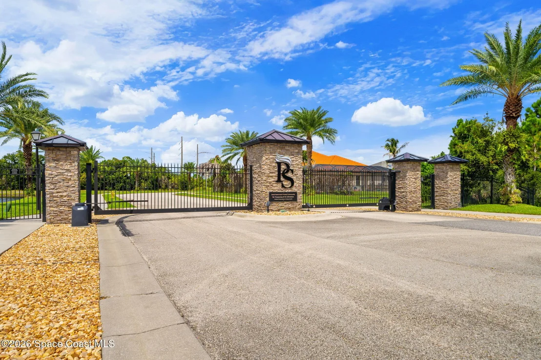 Photo of 4610 Leo Lane
