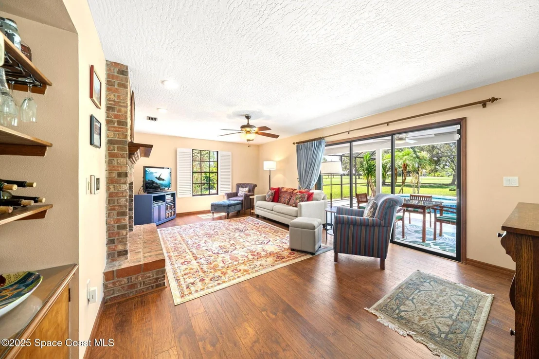Photo of 603 Cedarside Way