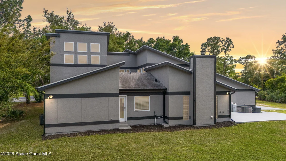 Photo of 3884 Goshawk Place