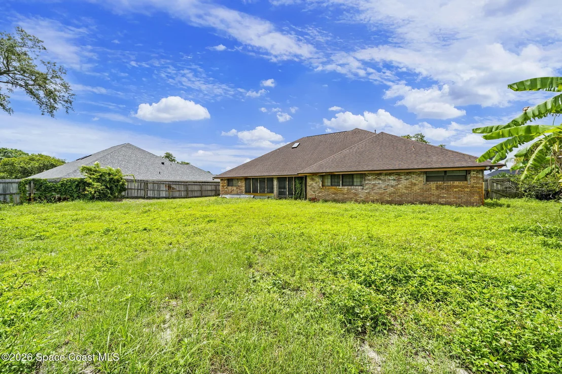 Photo of 2180 Figtree Drive
