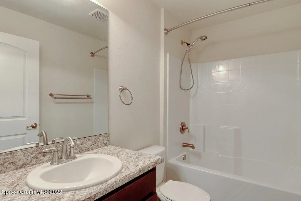 Photo of 643 Bayfront