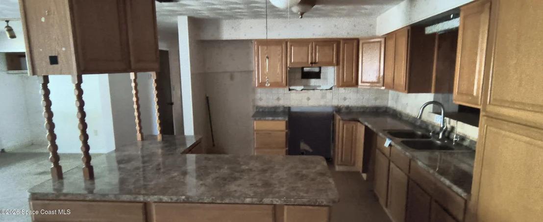 Photo of 2441 Lorna Drive