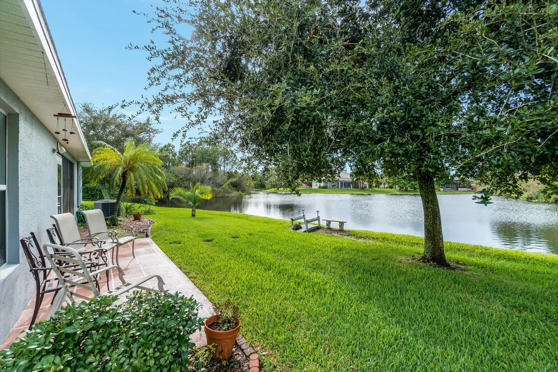 Photo of 2461 Stratford Pointe Drive