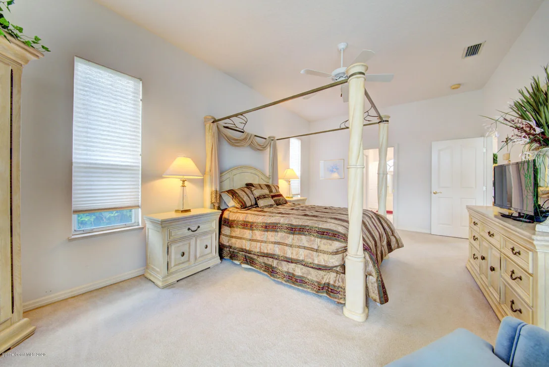 Photo of 1008 Fieldstone Drive
