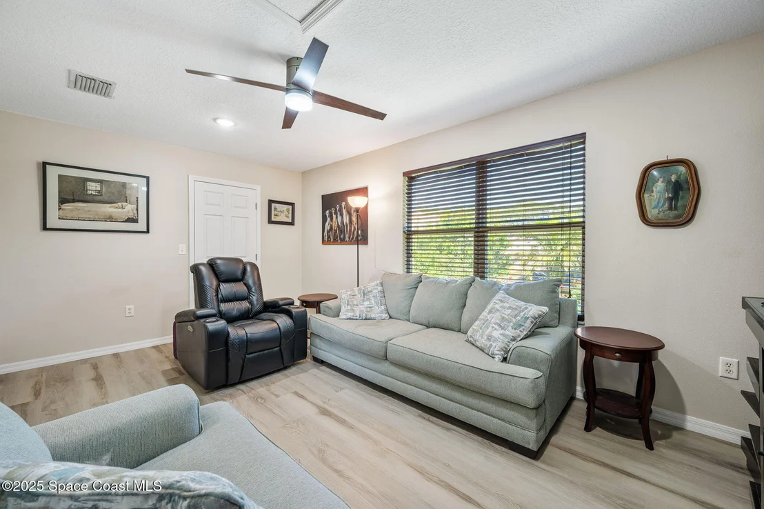 Photo of 312 Barrymore Drive