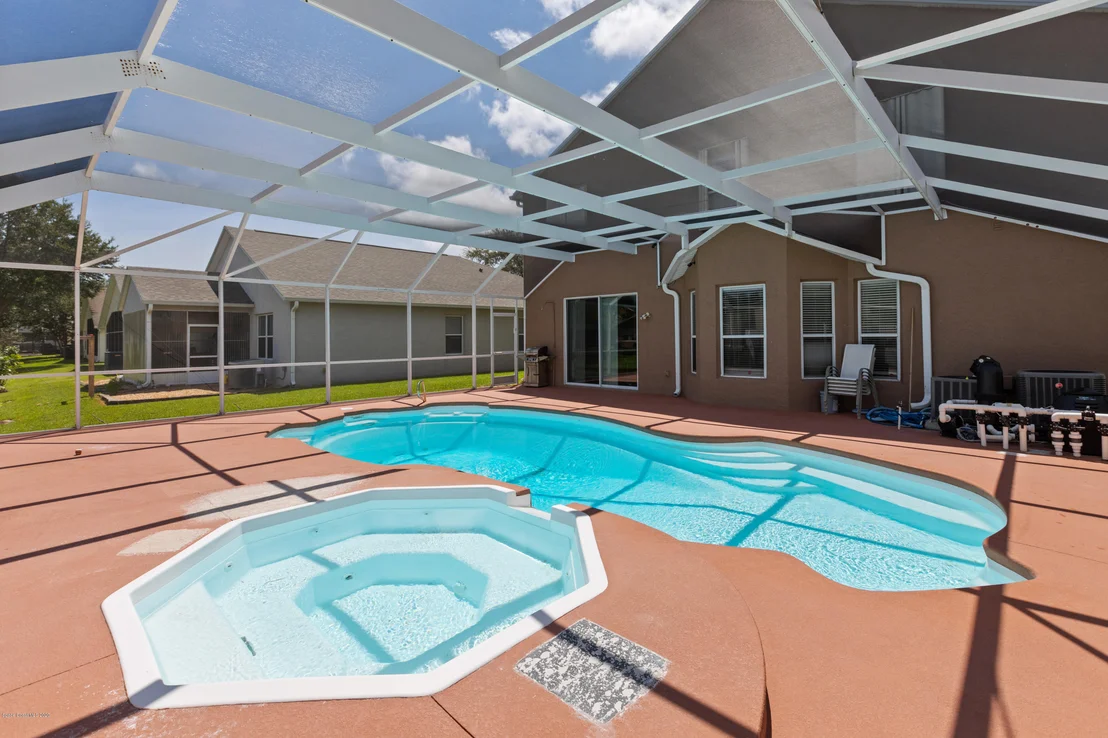 Photo of 165 Sedgewood Circle