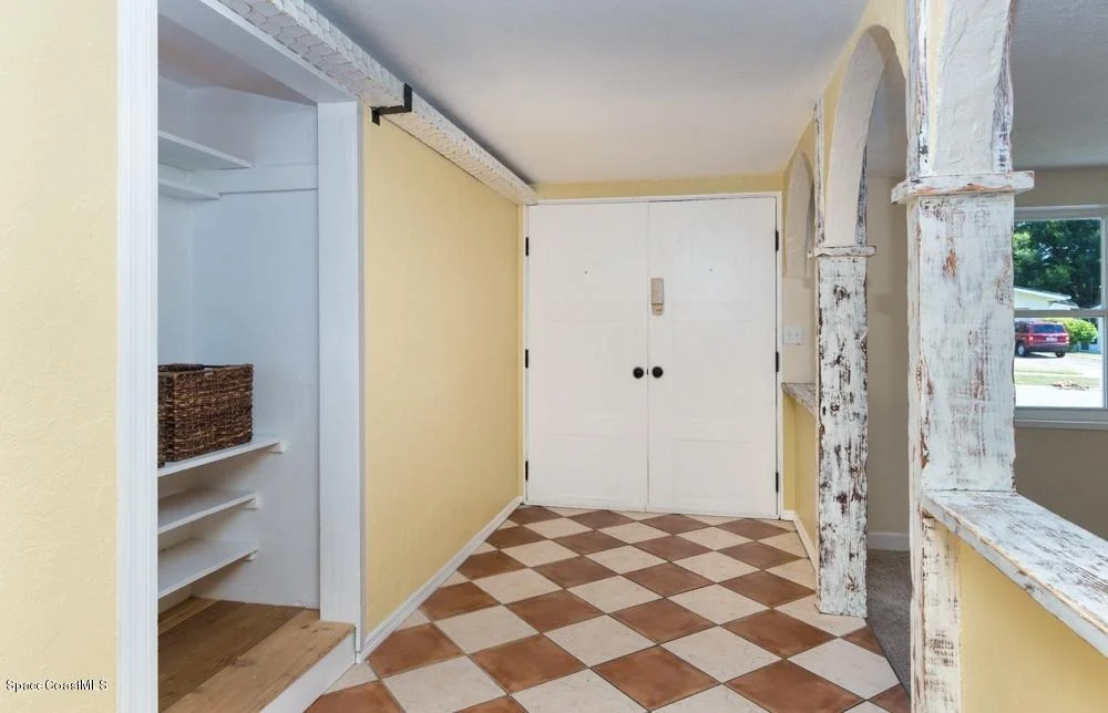 Photo of 795 Forest Road