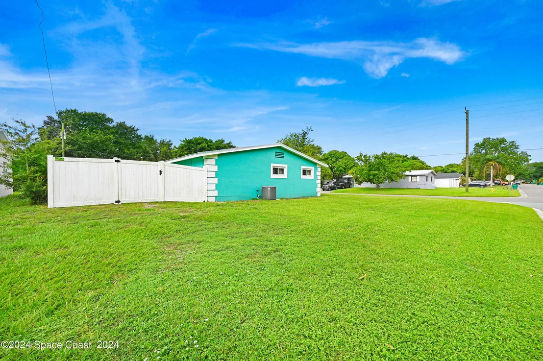 Photo of 4189 Hammock Drive