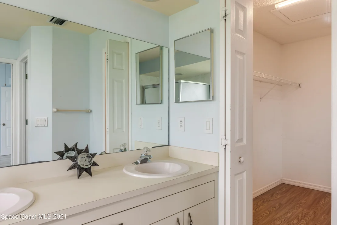 Photo of 8055 Bracken Lane