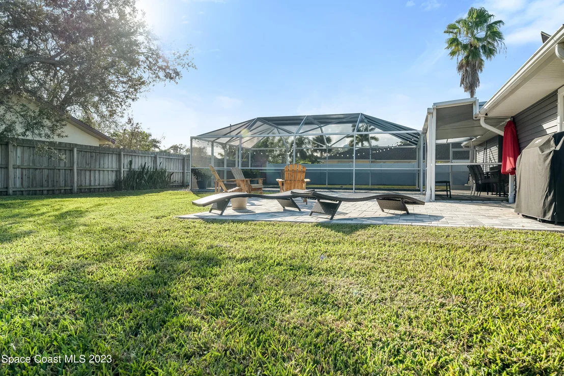 Photo of 2624 School Drive NE