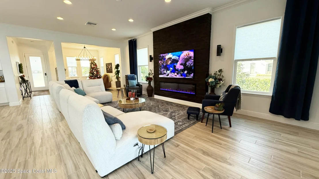 Photo of 8105 Lyside Drive
