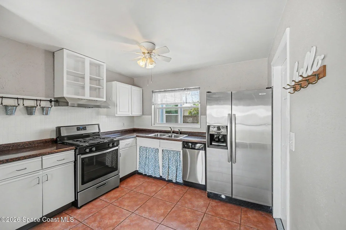 Photo of 112 SE 3rd Street