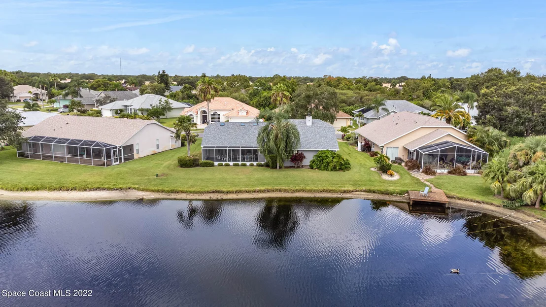 Photo of 1050 Fieldstone Drive